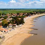 Camping 3 étoiles - Piscine - Ccaaffc 3*