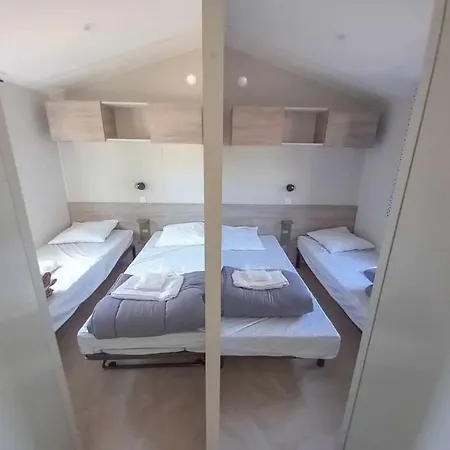 3 Etoiles - Piscine - Ccaaffc * Prigny