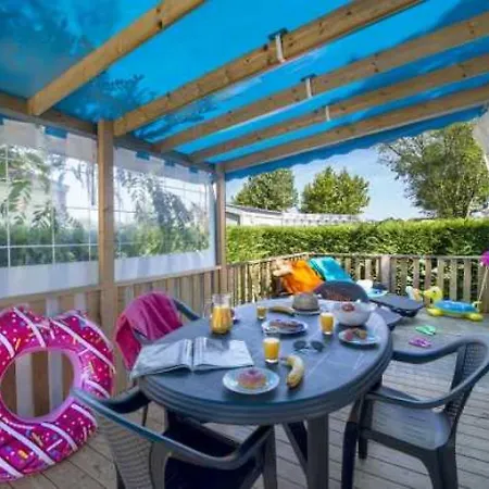 Parque de Campismo 3 Etoiles - Piscine - Ccaaffc *