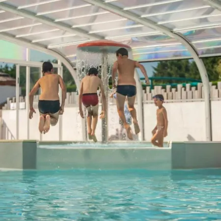 Zecamping 3 Etoiles Animaux Acceptes Club Enfant Piscine Couverte 3*