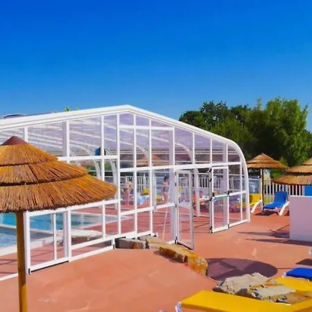 Zecamping 3 Animaux Acceptes Club Enfant Piscine Couverte Kemp 3*