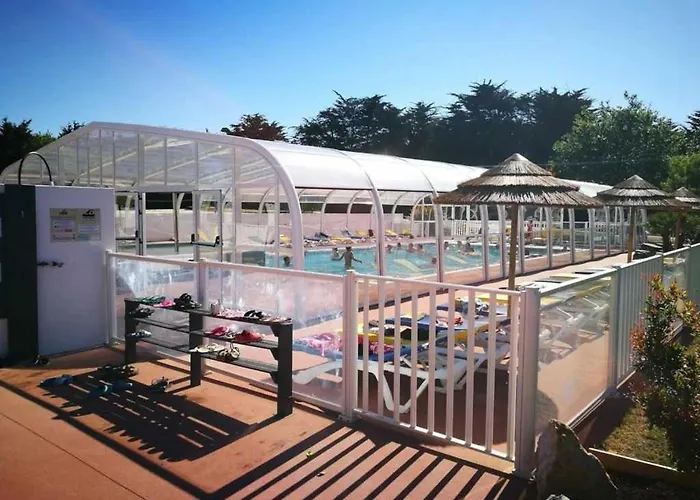 3 Etoiles - Piscine - Ccaaffc Prigny