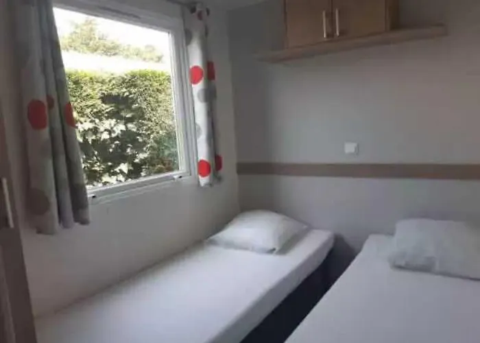 3 Etoiles - Piscine - Ccaaffc Prigny