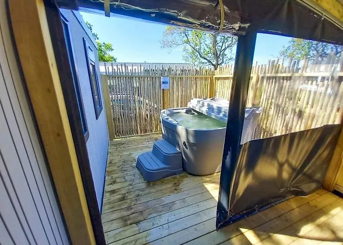 3 Etoiles - Piscine - Ccaaffc キャンプ場 Prigny