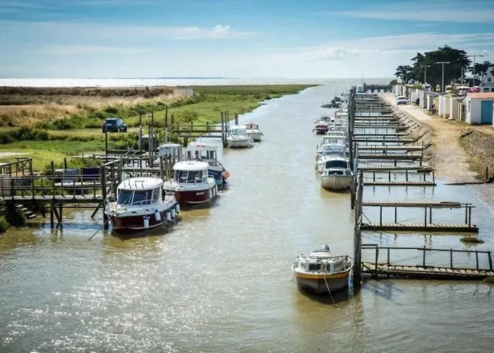 3 Etoiles - Piscine - Ccaaffc Camping