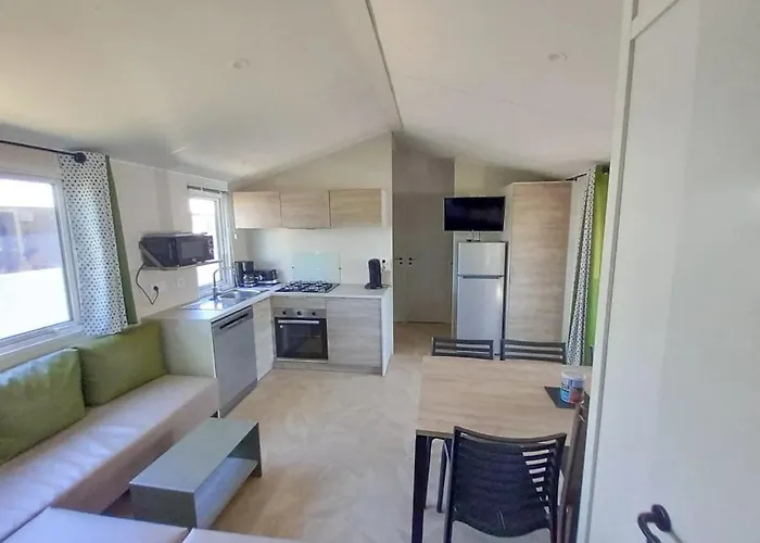 3 Etoiles - Piscine - Ccaaffc キャンプ場 Prigny