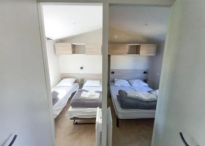 Camping 3 Etoiles - Piscine - Ccaaffc