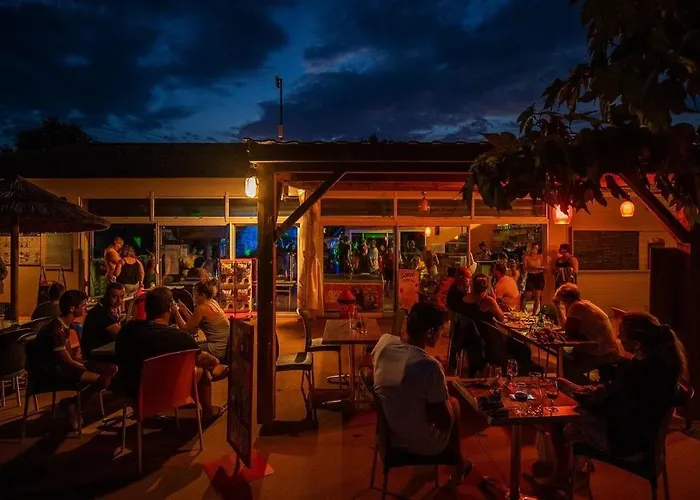 Zecamping 3 Animaux Acceptes Club Enfant Piscine Couverte Prigny